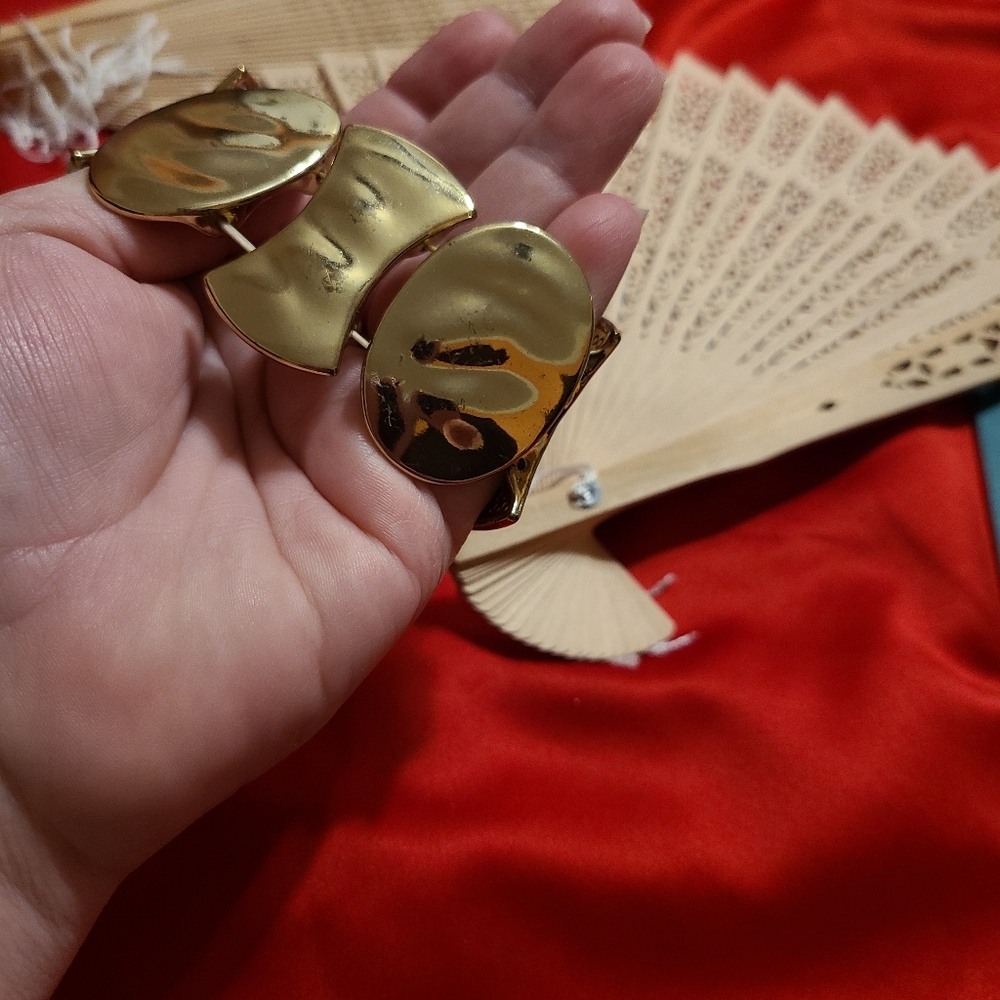 Gold Tone Statement Stretchy Bracelet - Picture 5 of 7